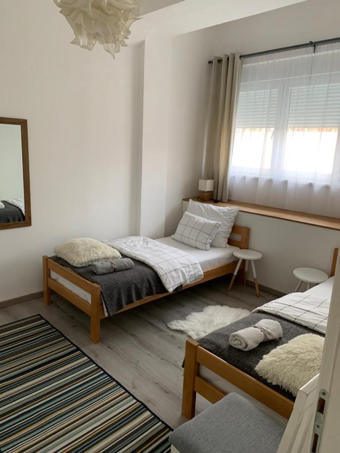 Apartamento Jumi Belgrado Exterior foto