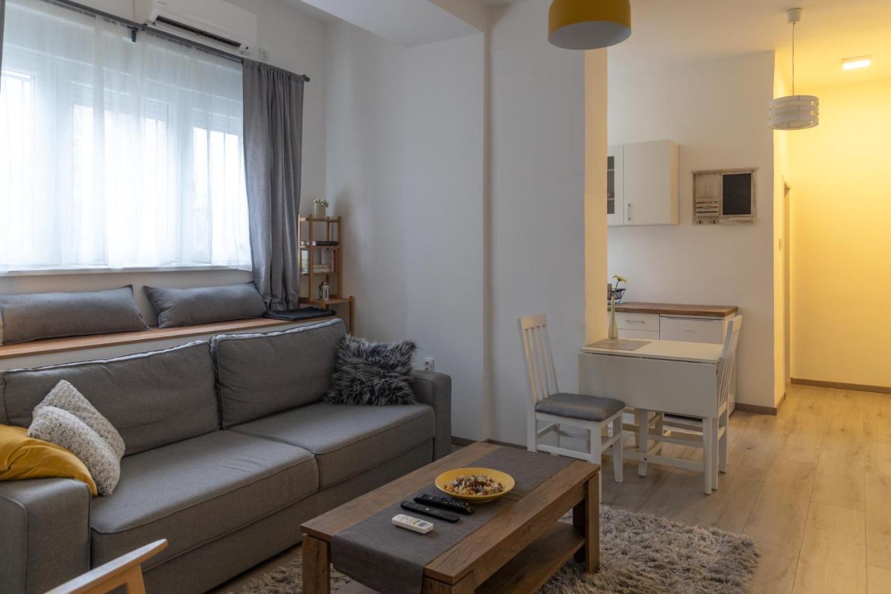 Apartamento Jumi Belgrado Exterior foto